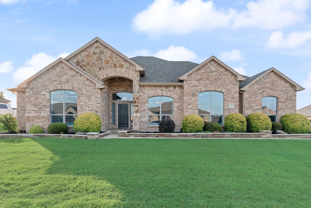 117 Thames Circle Waxahachie TX 75165