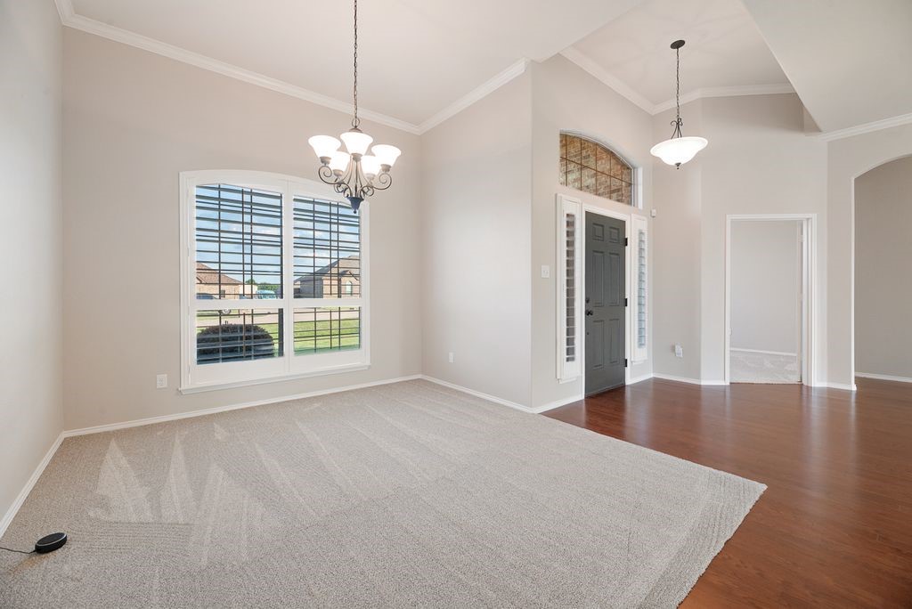 117 Thames Circle Waxahachie TX 75165