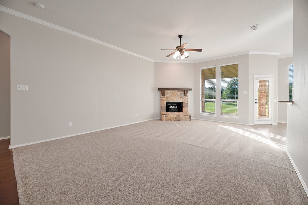 117 Thames Circle Waxahachie TX 75165