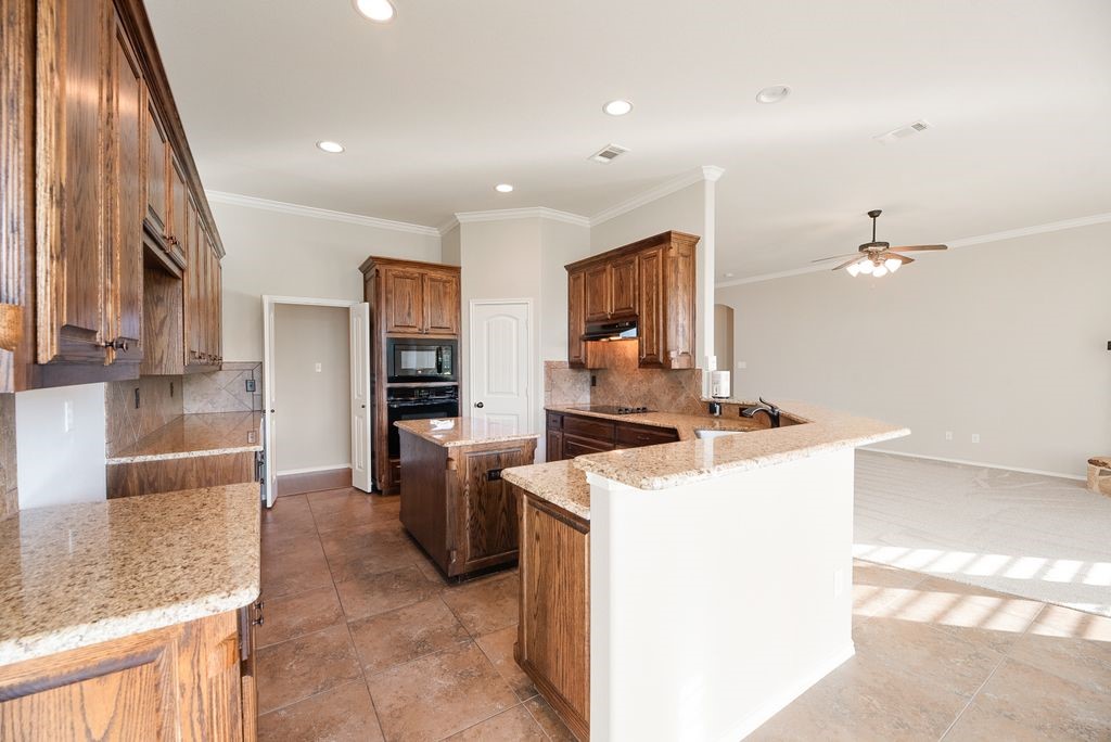 117 Thames Circle Waxahachie TX 75165