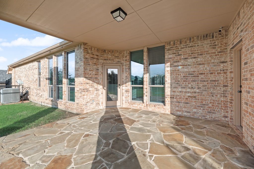 117 Thames Circle Waxahachie TX 75165