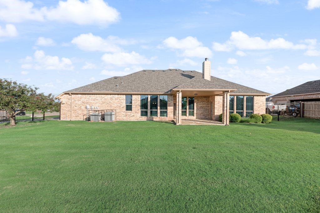 117 Thames Circle Waxahachie TX 75165