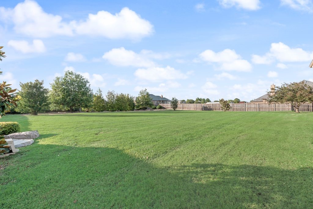 117 Thames Circle Waxahachie TX 75165