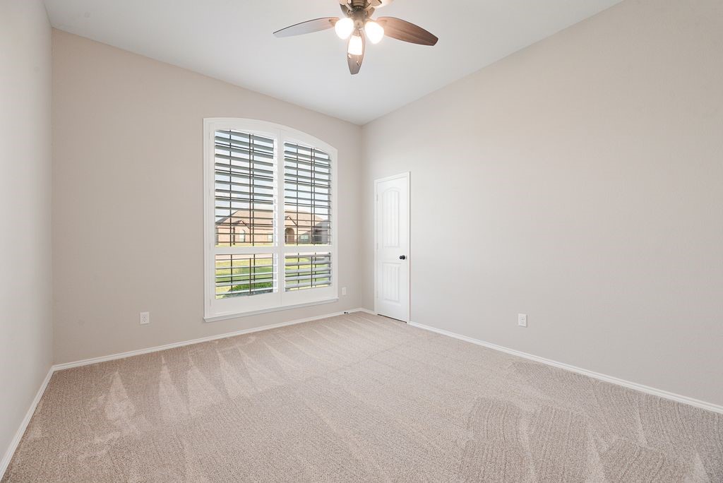 117 Thames Circle Waxahachie TX 75165