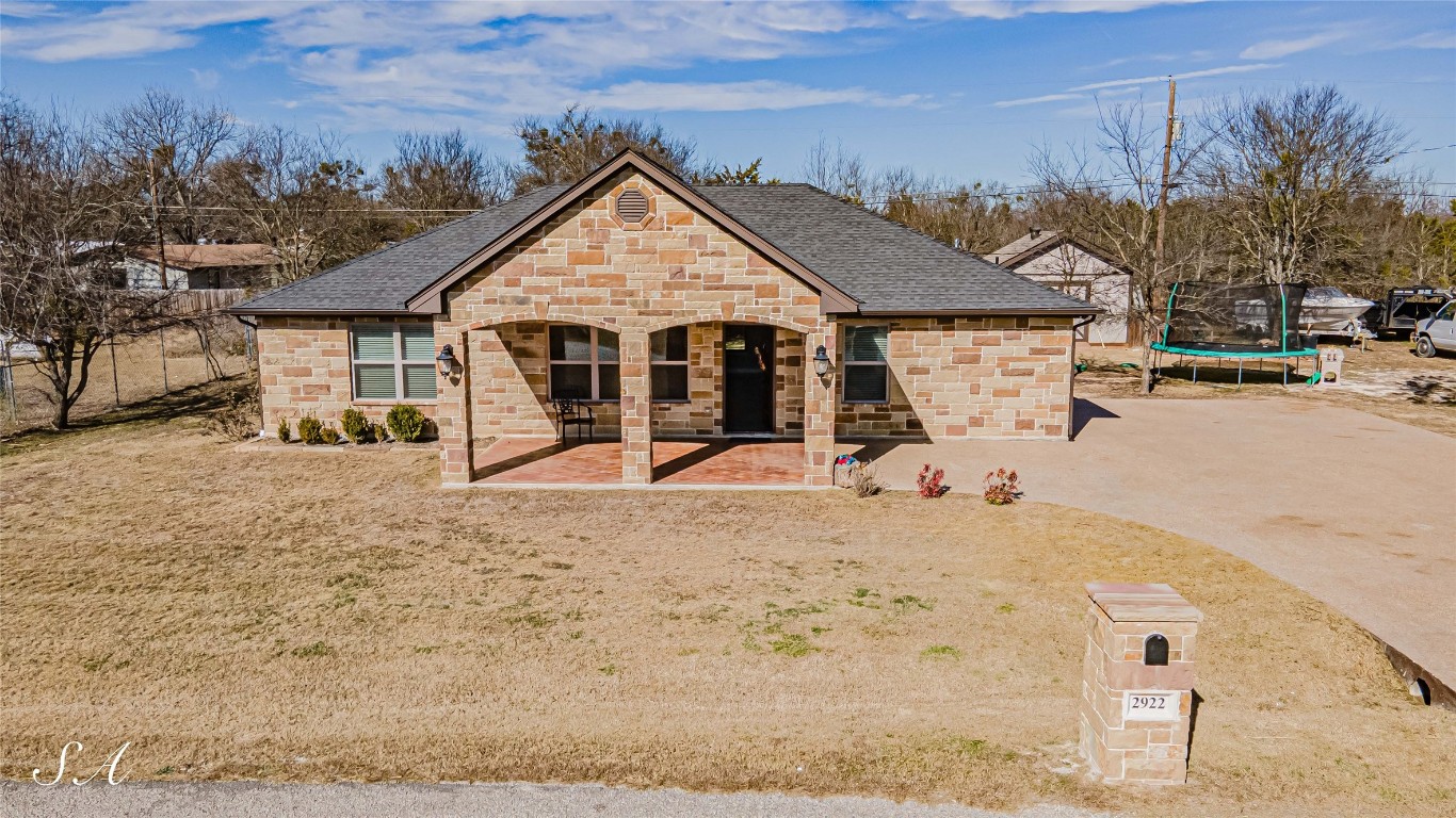 2922 Red Oak Drive Granbury TX 76048