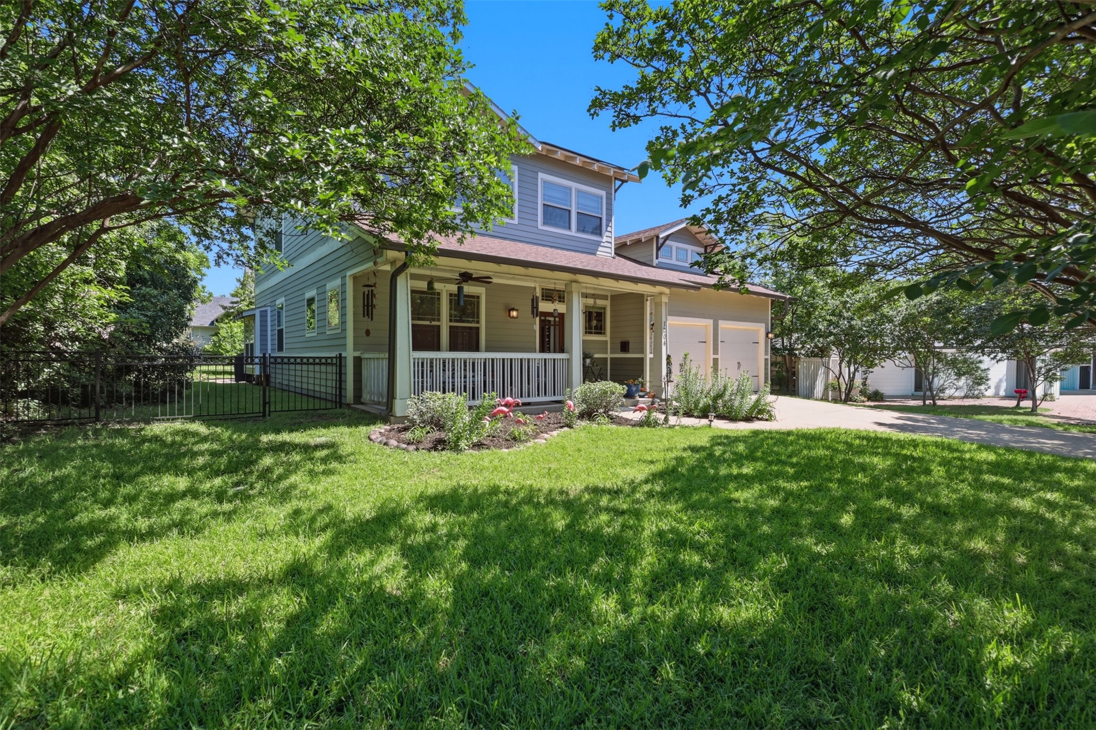 1204 Quisenberry Street Mckinney TX 75069