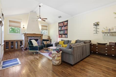 1204 Quisenberry Street Mckinney TX 75069