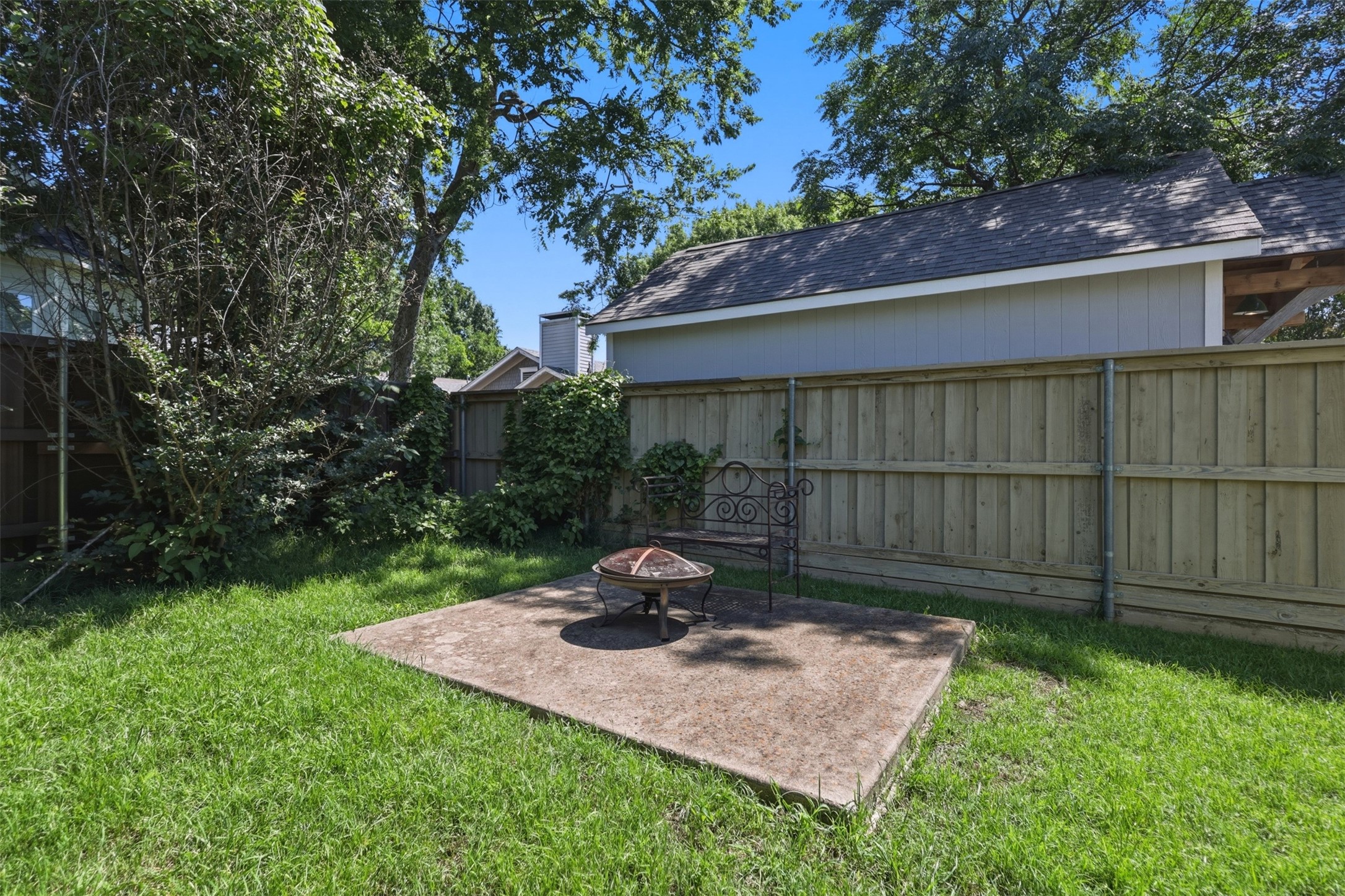 1204 Quisenberry Street Mckinney TX 75069