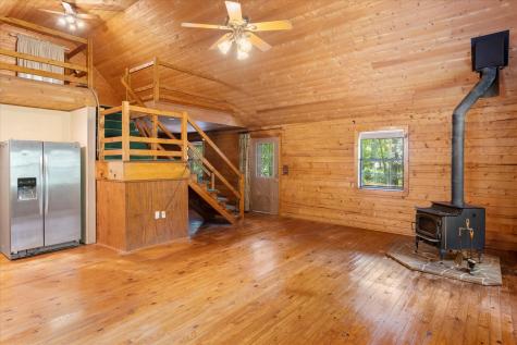 229 County Road 4554 Winnsboro TX 75494