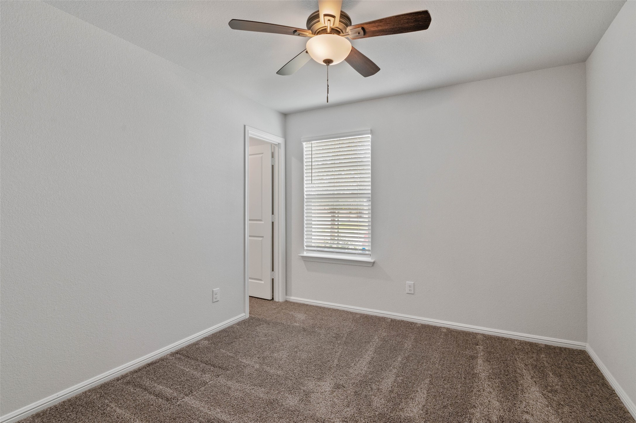 1141 Loomis Trail Justin TX 76247
