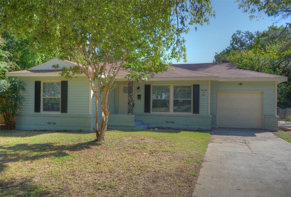 1404 W Lovers Lane Arlington TX 76013