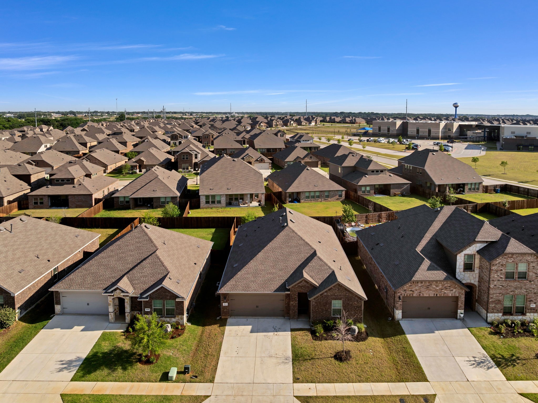 9813 Tinsley Street Aubrey TX 76227