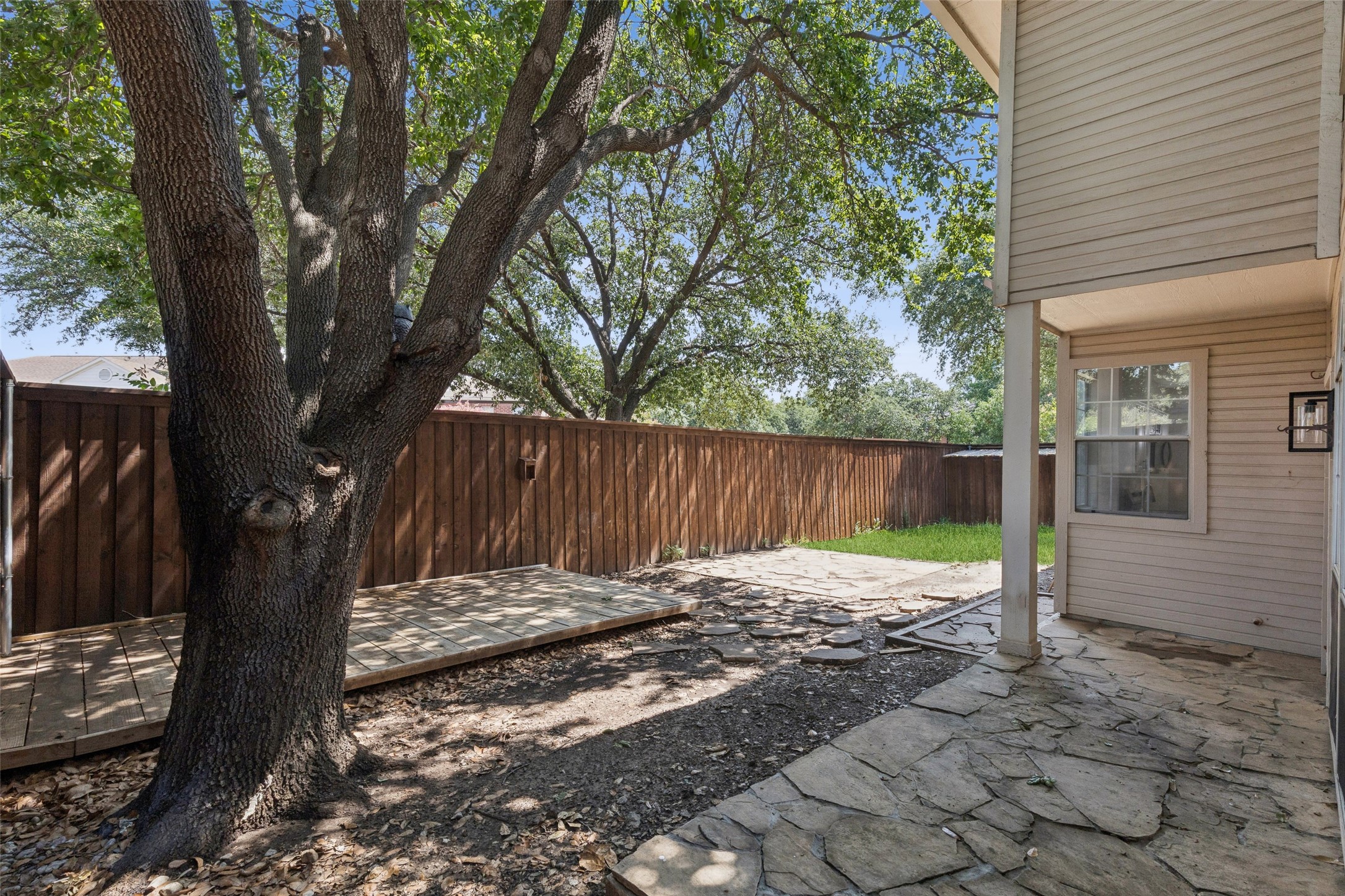 400 Black Rock Court Irving TX 75063