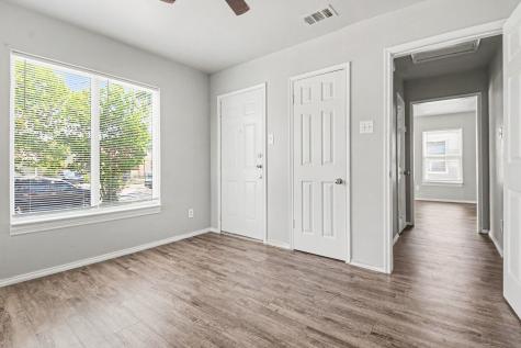 2475 Volga Avenue Dallas TX 75216