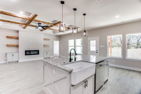 4822 Wichita Street Granbury TX 76048
