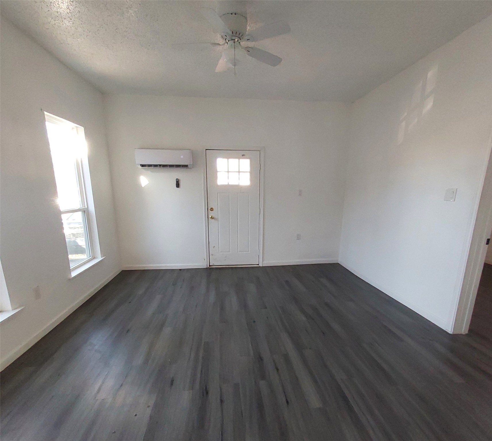 1324 W Morton Street Denison TX 75020