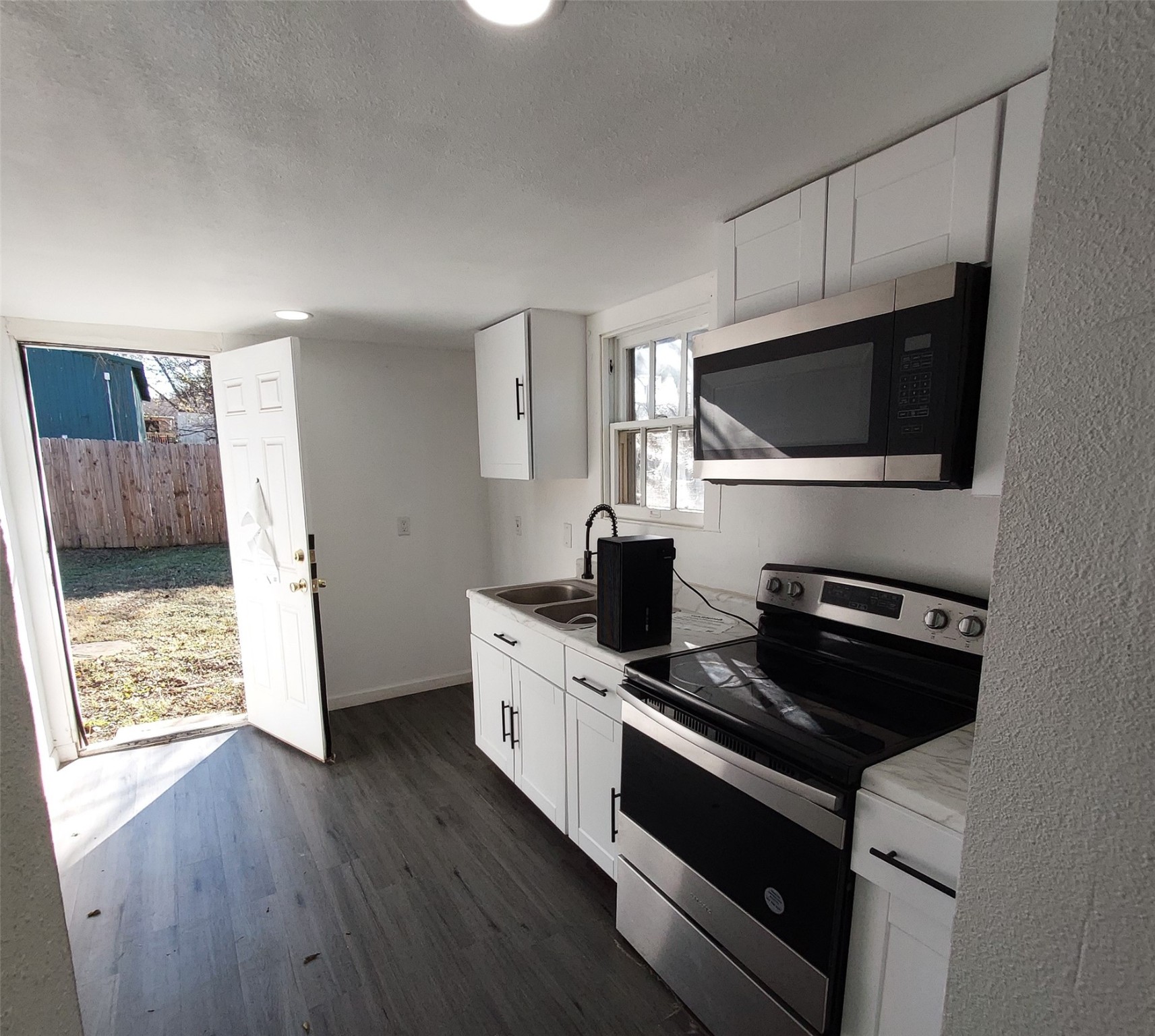 1324 W Morton Street Denison TX 75020
