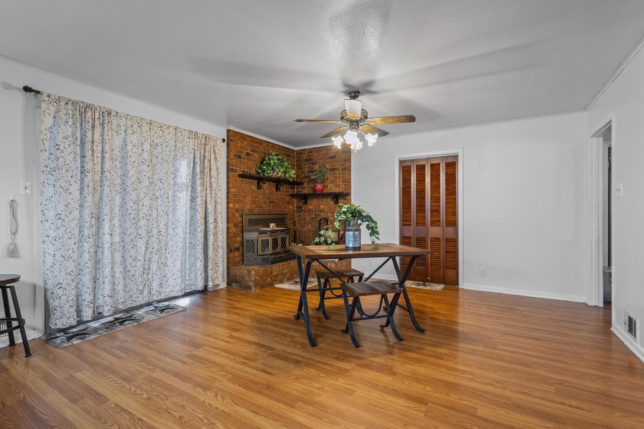 1730 Hull Street Denison TX 75020