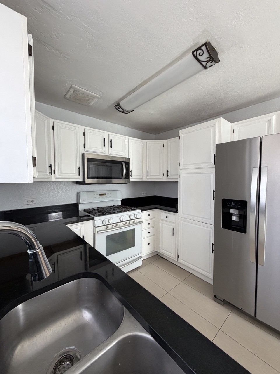 1300 Elmhurst Drive Garland TX 75041