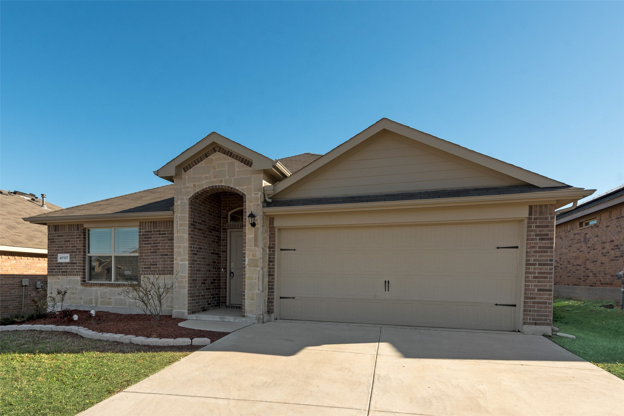 9757 Walnut Cove Drive Fort Worth TX 76108