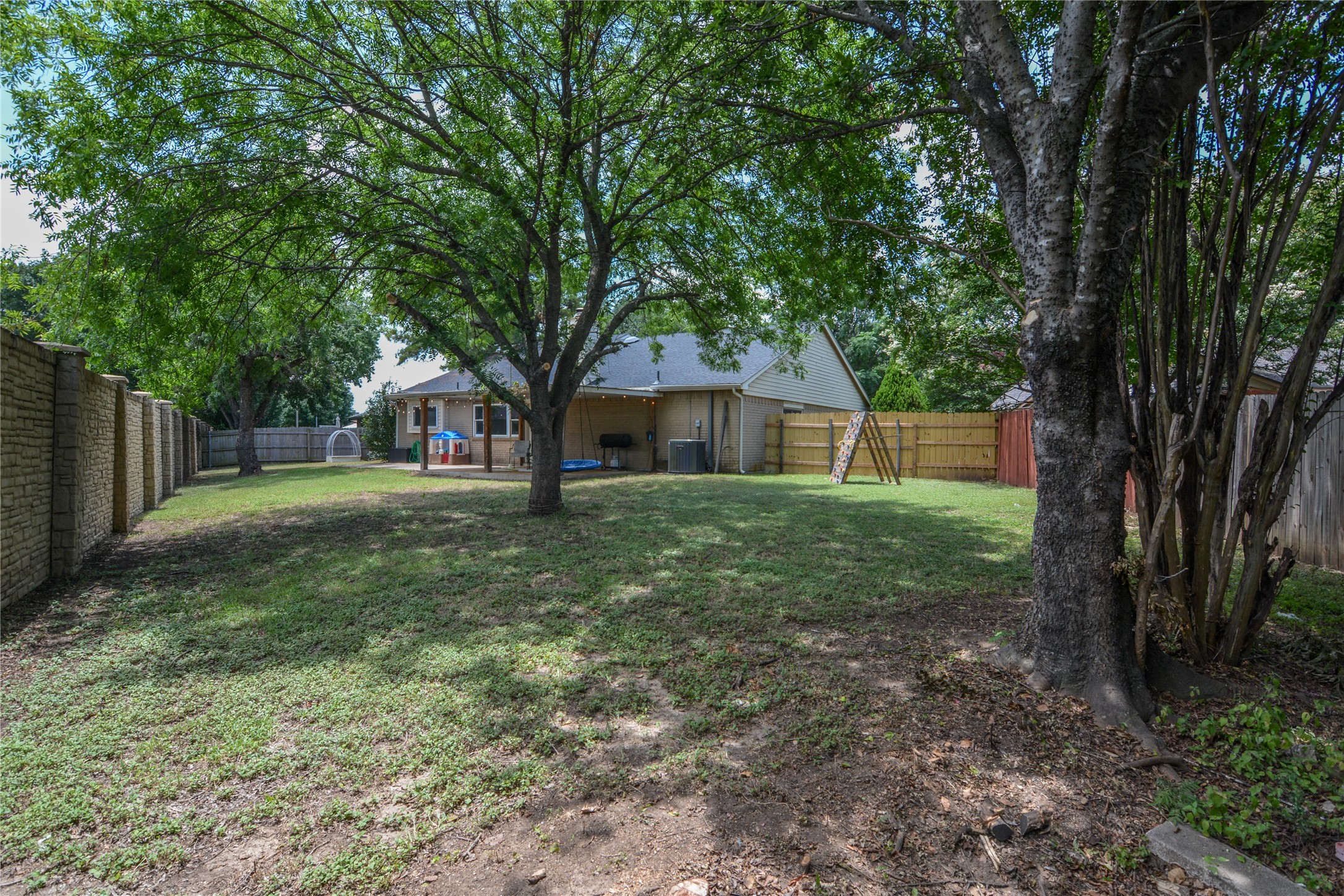 4201 Amherst Lane Grand Prairie TX 75052