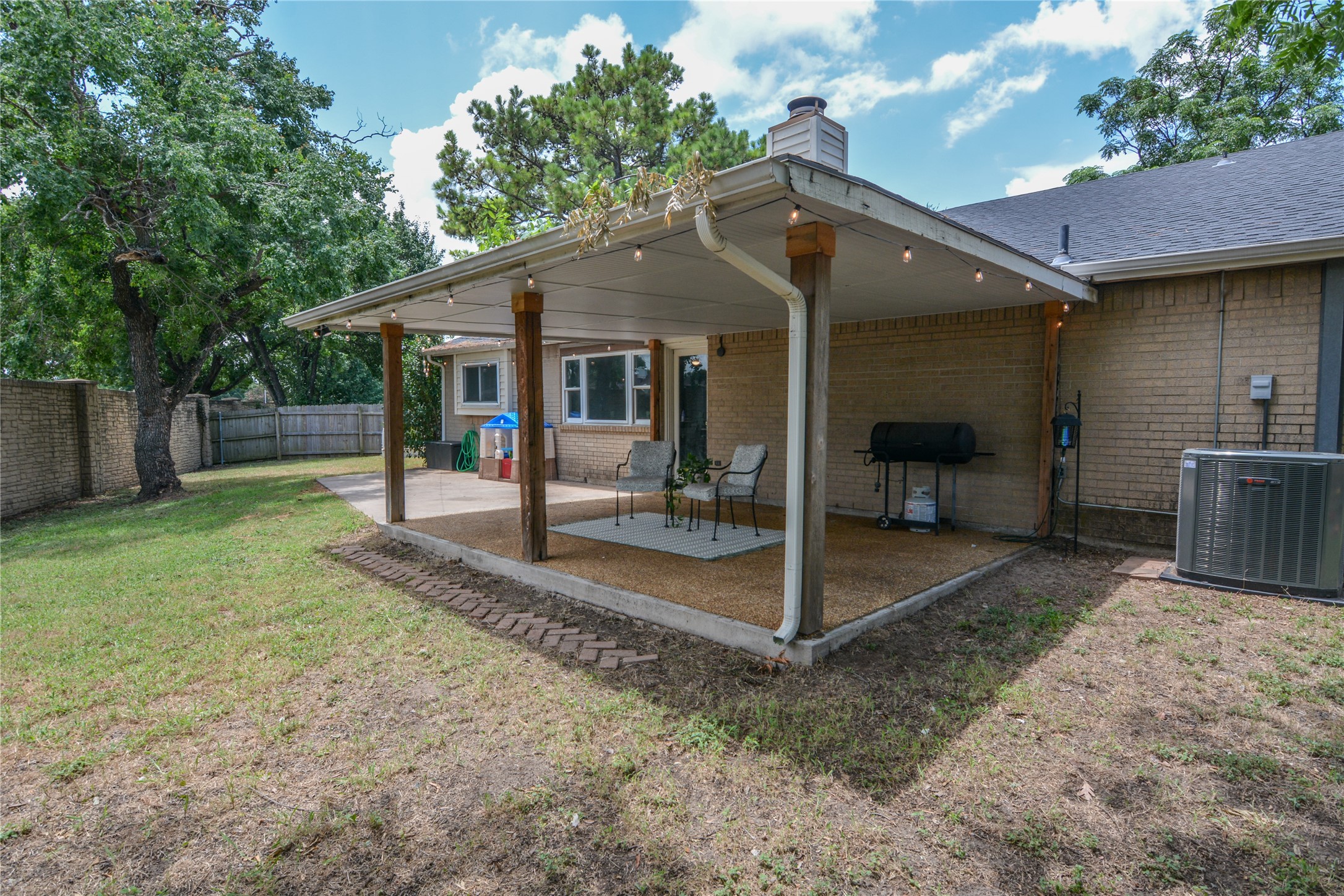 4201 Amherst Lane Grand Prairie TX 75052