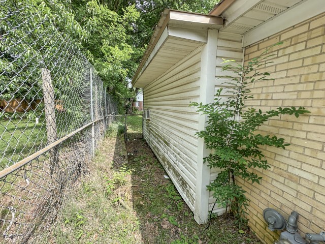 2302 N Akin Street Texarkana TX 75501