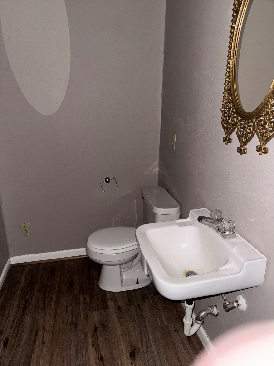 407 W 12th Street Quanah TX 79252