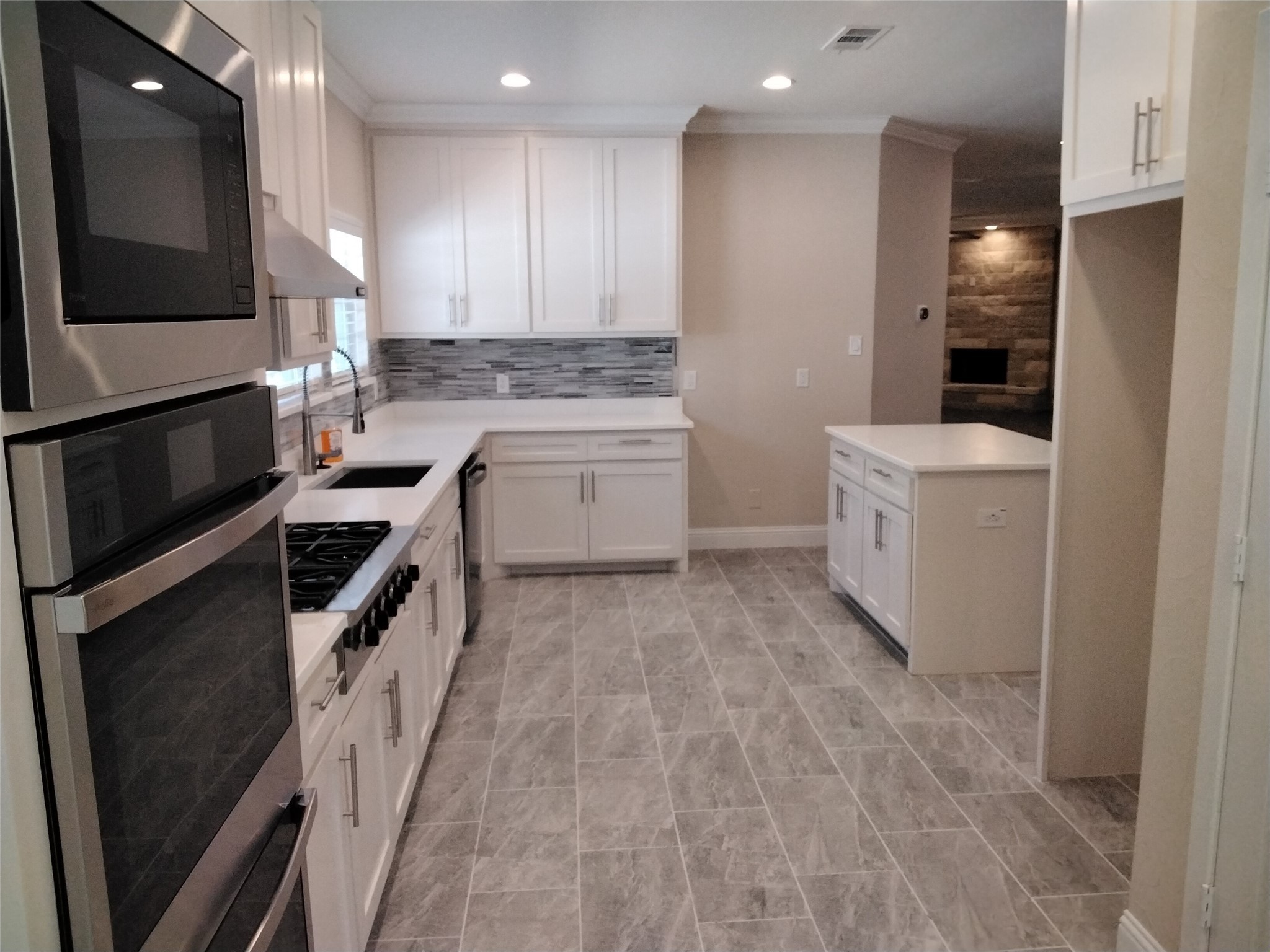 899 E Jefferson Street Van Alstyne TX 75495