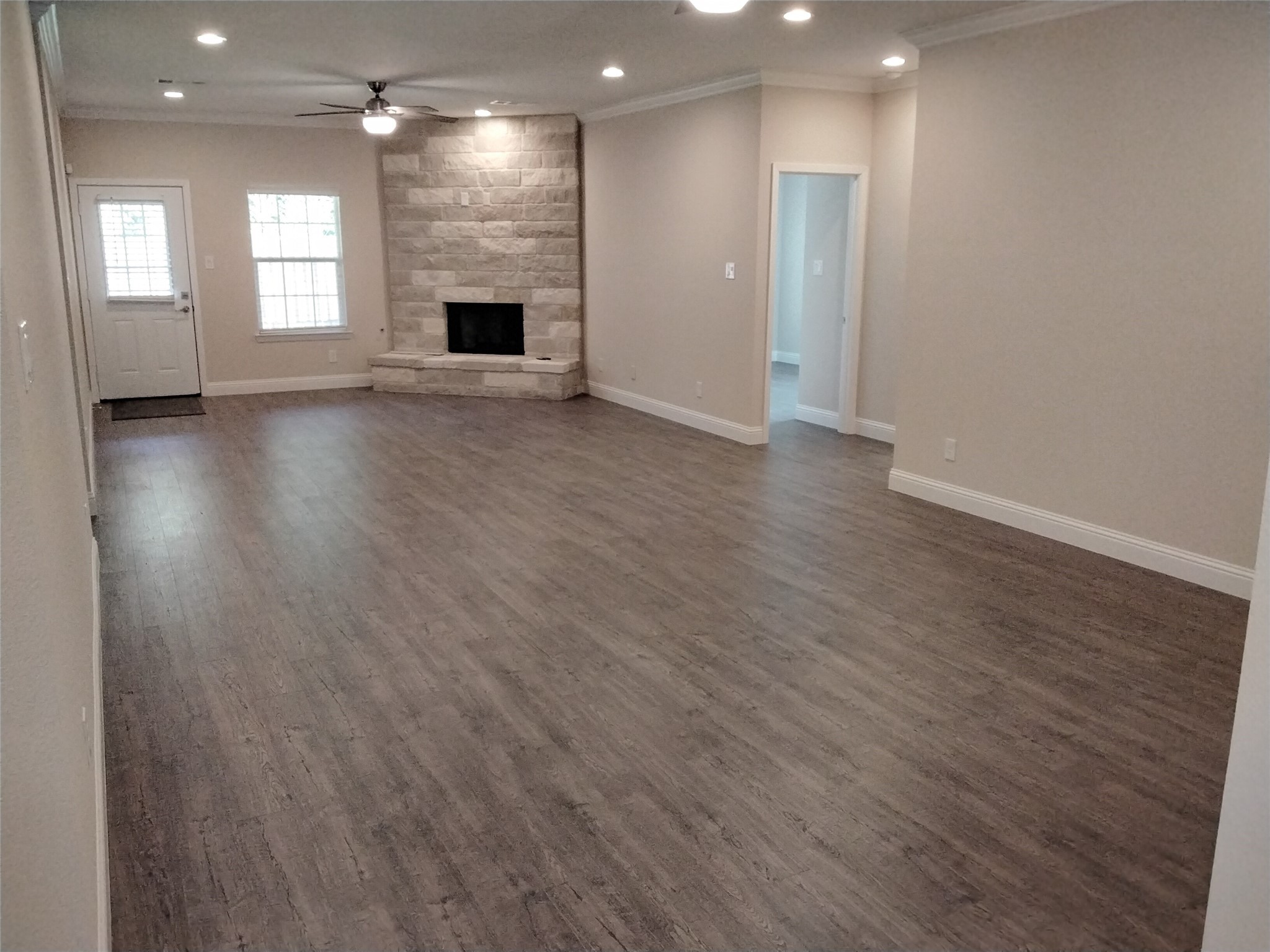 899 E Jefferson Street Van Alstyne TX 75495