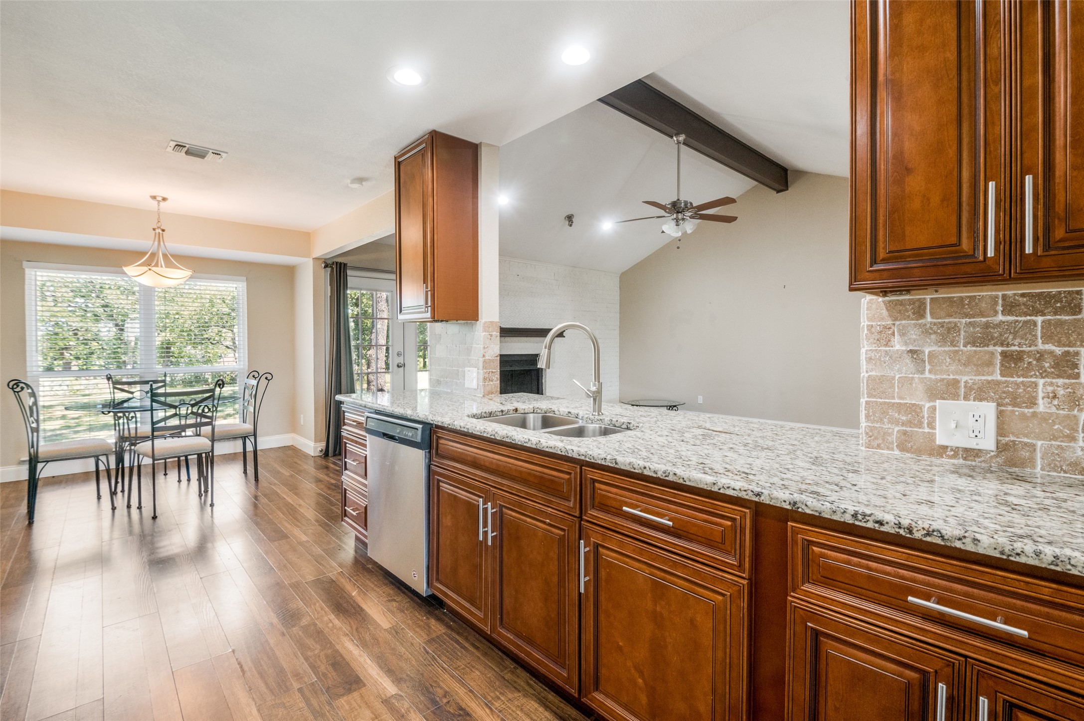211 Willow Creek Court Mansfield TX 76063