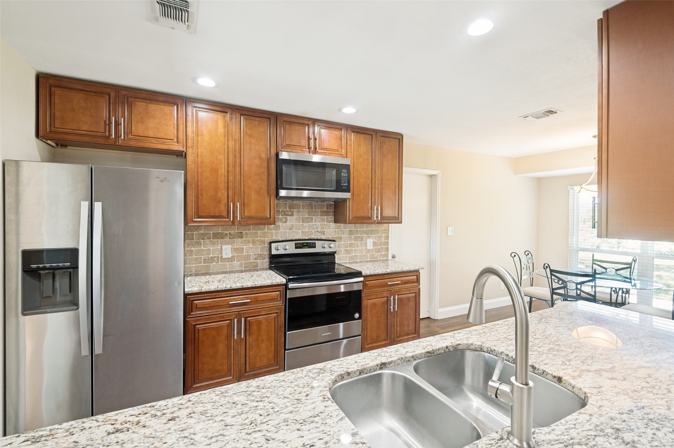 211 Willow Creek Court Mansfield TX 76063