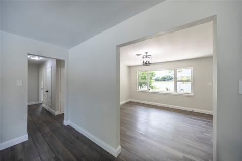 536 Lakeshore Drive Ennis TX 75119