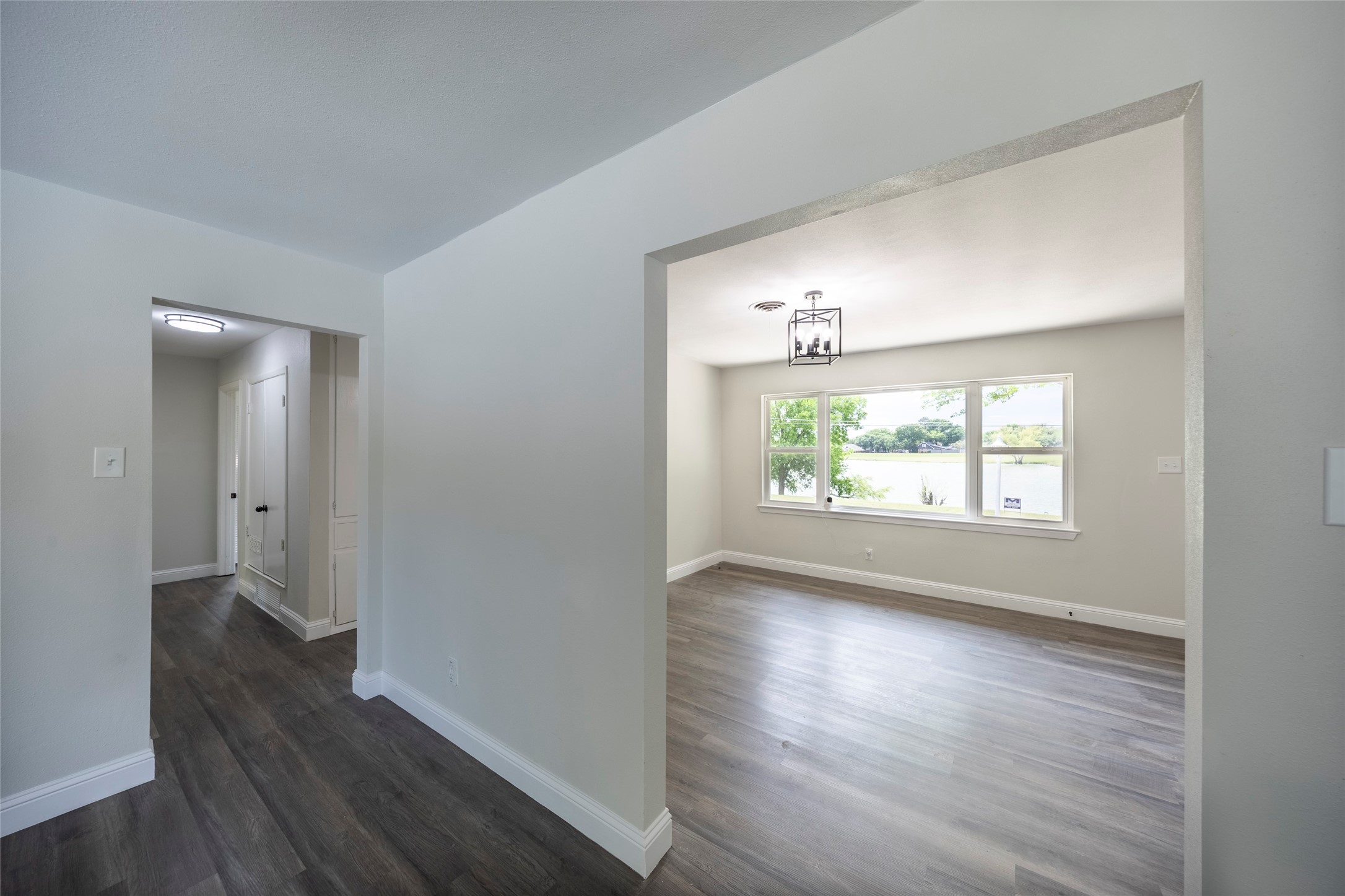 536 Lakeshore Drive Ennis TX 75119