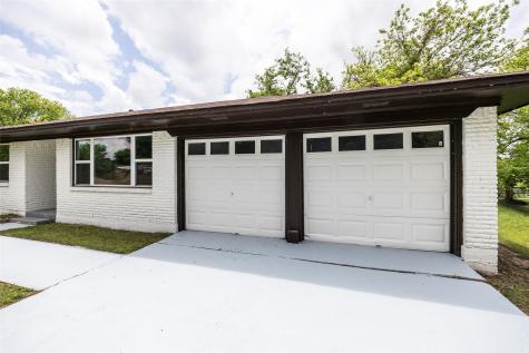 536 Lakeshore Drive Ennis TX 75119