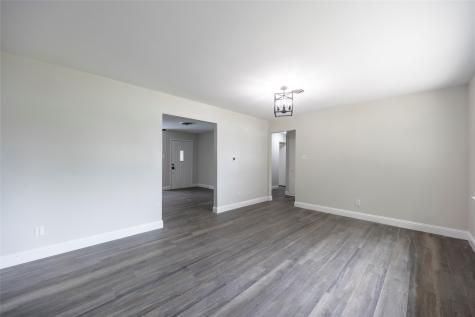 536 Lakeshore Drive Ennis TX 75119