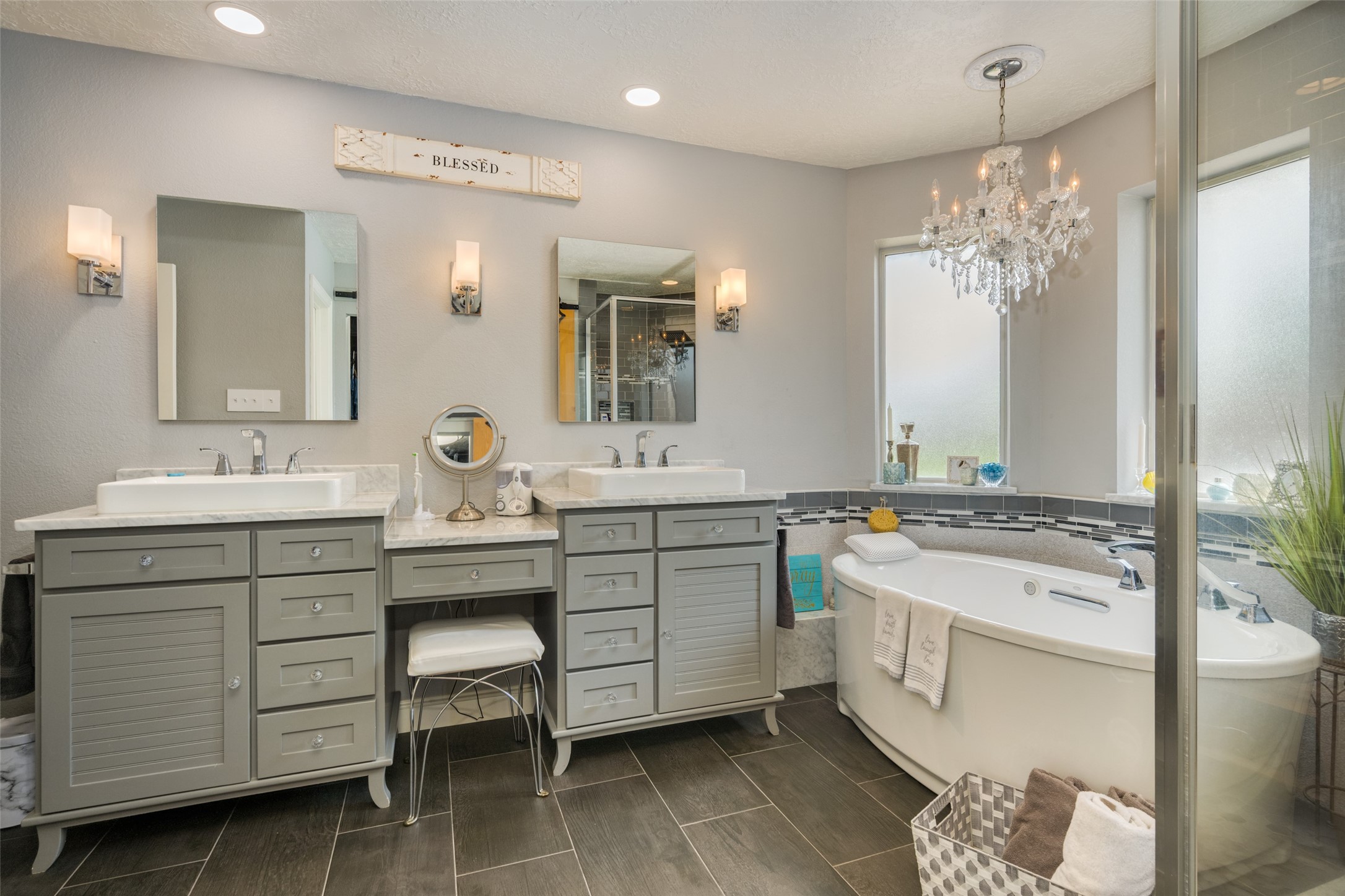 1 Finley Circle Krum TX 76249