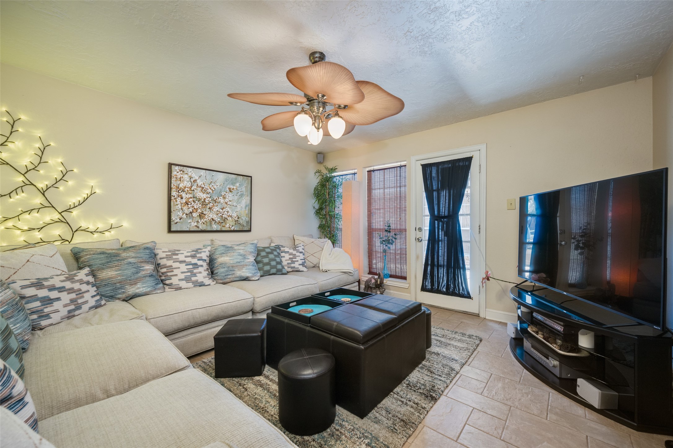 1 Finley Circle Krum TX 76249