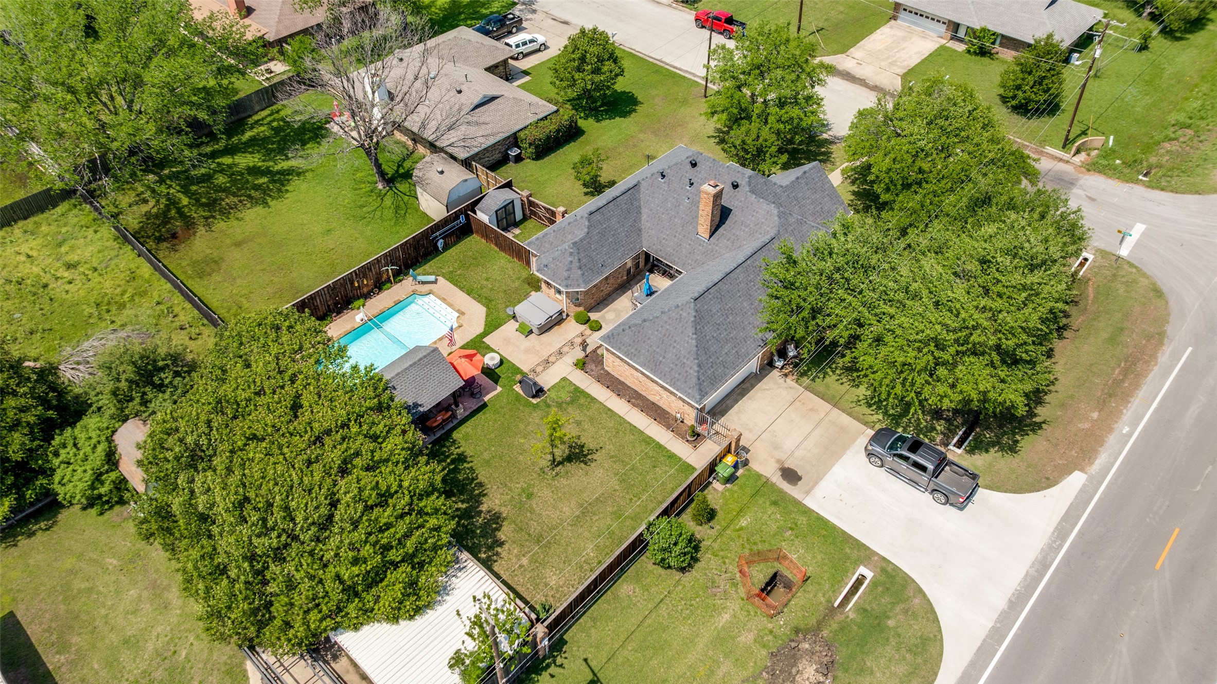 1 Finley Circle Krum TX 76249
