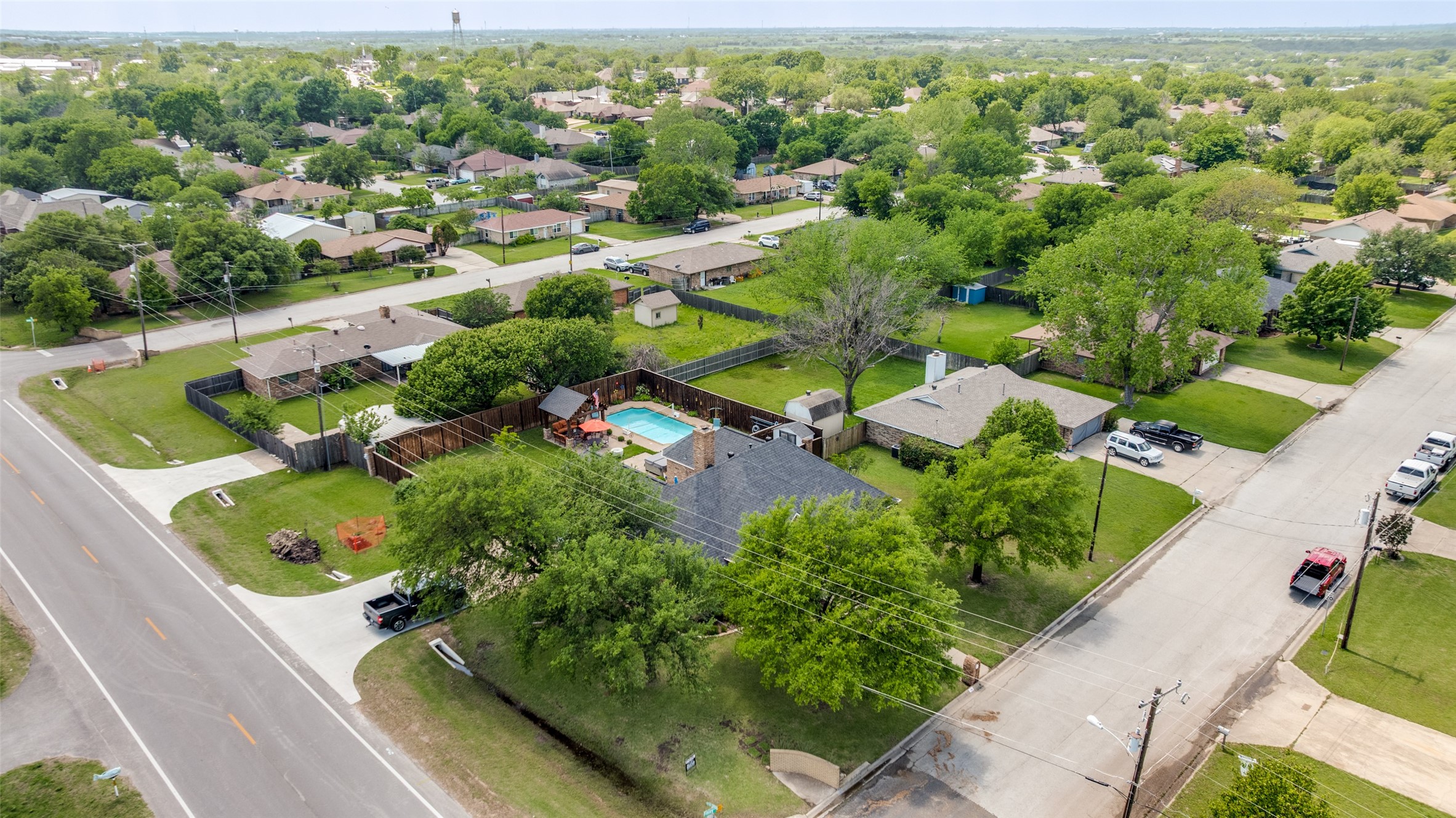 1 Finley Circle Krum TX 76249