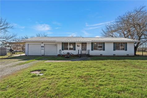 770 W 7th Street Crawford TX 76638