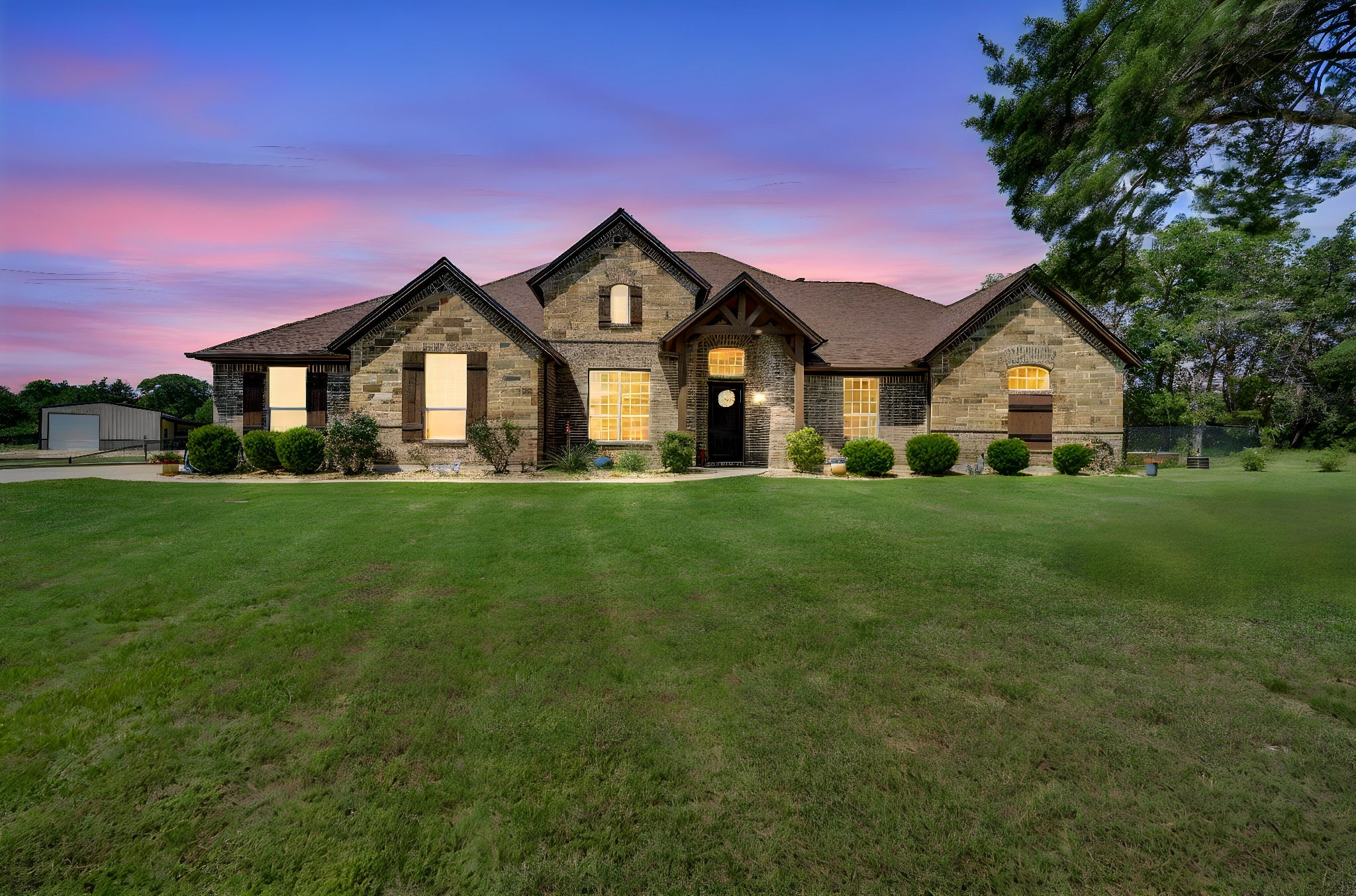 140 Taylor Ridge Drive Waxahachie TX 75167
