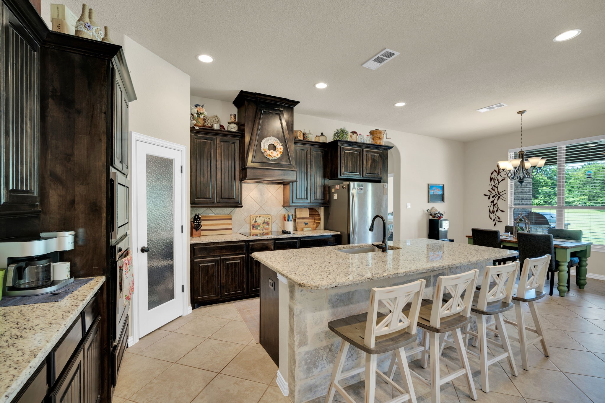 140 Taylor Ridge Drive Waxahachie TX 75167