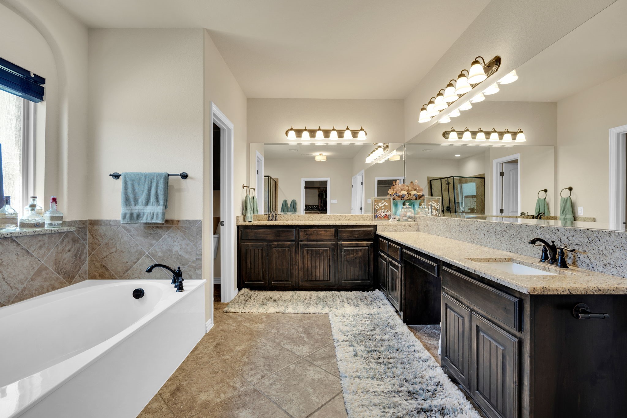 140 Taylor Ridge Drive Waxahachie TX 75167