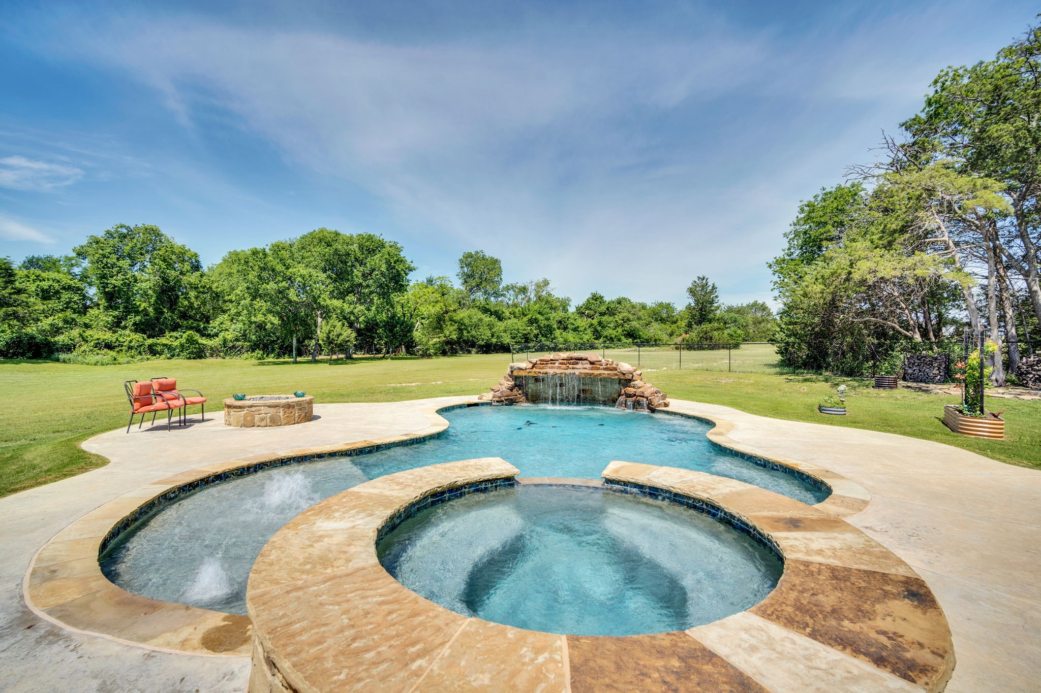 140 Taylor Ridge Drive Waxahachie TX 75167