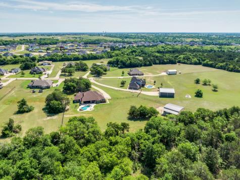 140 Taylor Ridge Drive Waxahachie TX 75167