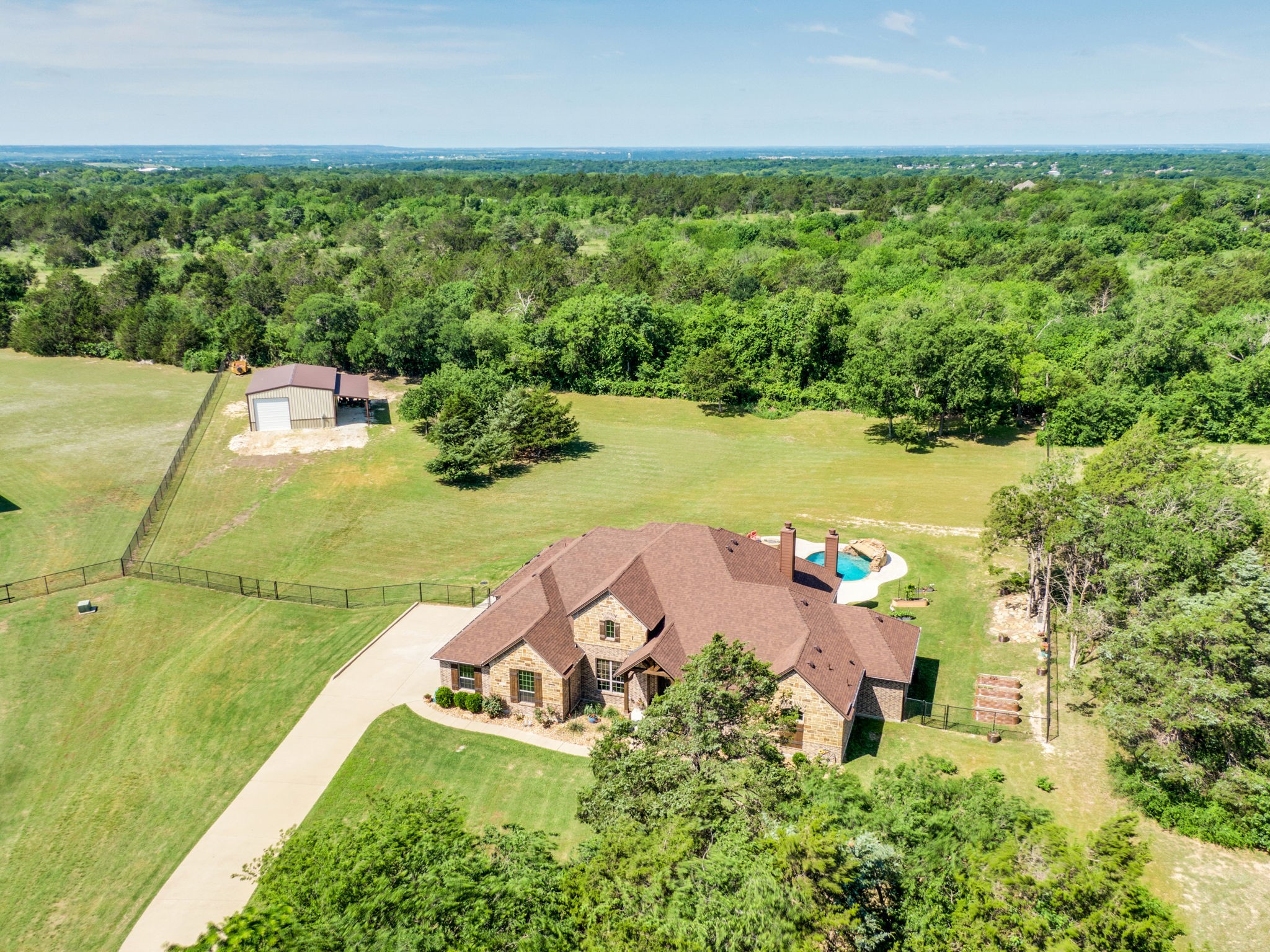 140 Taylor Ridge Drive Waxahachie TX 75167