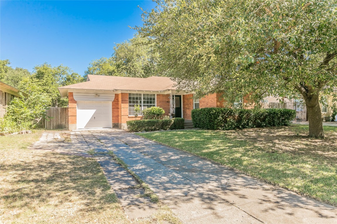 10265 Kilkenny Place Dallas TX 75228