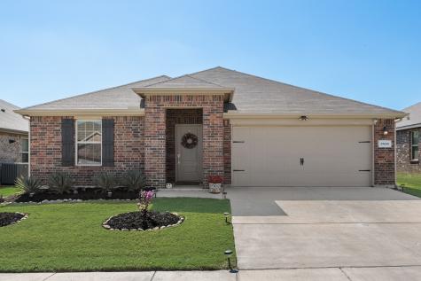 2916 Roper Street Royse City TX 75189