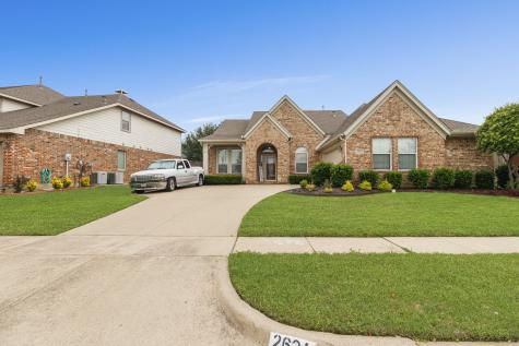 2631 Coastline Drive Grand Prairie TX 75054